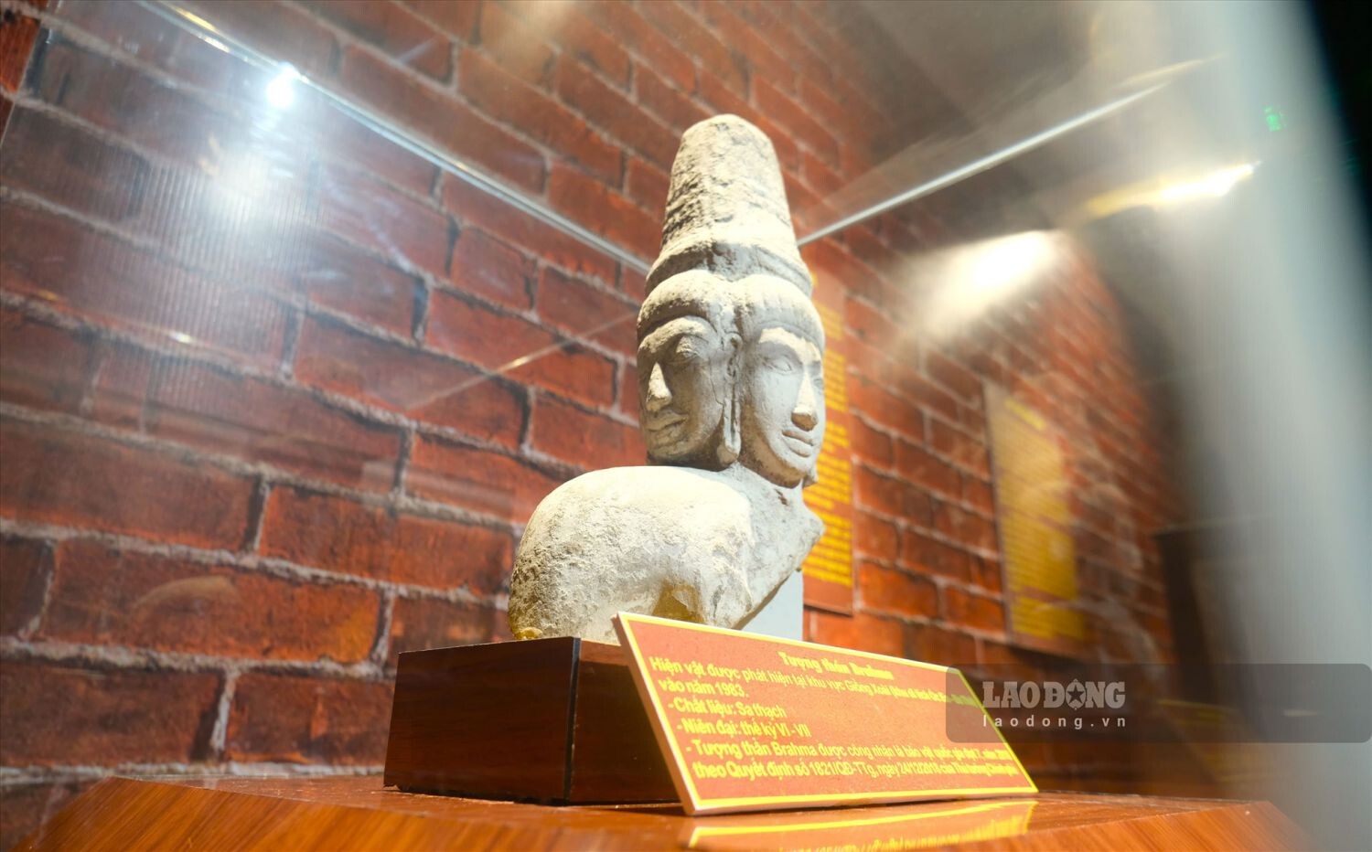 Tượng thần Brahma Giồng Xoài